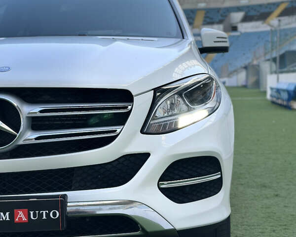 Білий Мерседес ГЛЕ-Клас, об'ємом двигуна 3.5 л та пробігом 237 тис. км за 22900 $, фото 13 на Automoto.ua