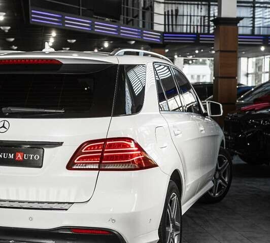 Белый Мерседес ГЛЕ-Класс, объемом двигателя 2.14 л и пробегом 179 тыс. км за 27900 $, фото 28 на Automoto.ua