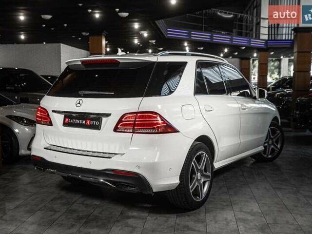 Белый Мерседес ГЛЕ-Класс, объемом двигателя 2.14 л и пробегом 179 тыс. км за 27900 $, фото 25 на Automoto.ua