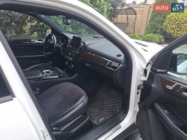 Мерседес ГЛЕ-Клас 2016 у Дніпро (Дніпропетровську) на Automoto.ua Білий Мерседес ГЛЕ-Клас, об'ємом двигуна 3.5 л та пробігом 208 тис. км за 25000 $, фото 2 на Automoto.ua