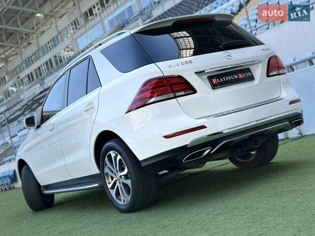 Білий Мерседес ГЛЕ-Клас, об'ємом двигуна 3.5 л та пробігом 237 тис. км за 22900 $, фото 30 на Automoto.ua