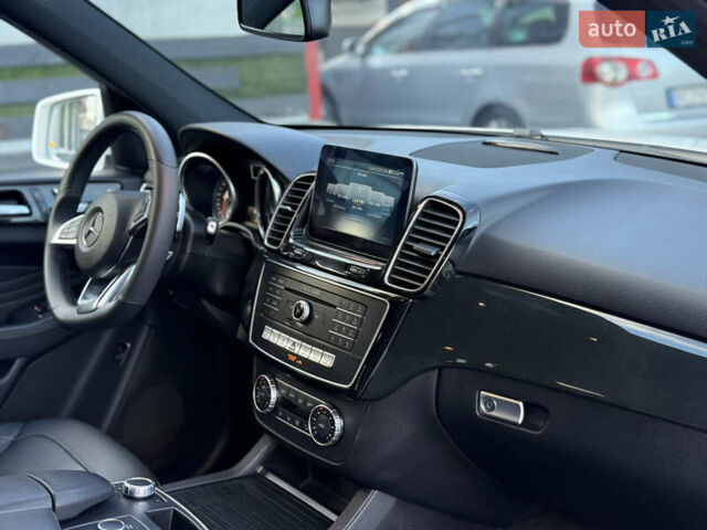 Белый Мерседес ГЛЕ-Класс, объемом двигателя 2.14 л и пробегом 250 тыс. км за 27800 $, фото 26 на Automoto.ua