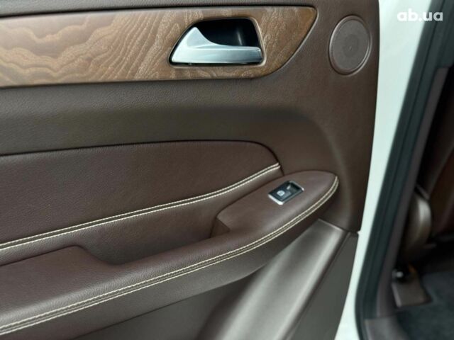 Белый Мерседес ГЛЕ-Класс, объемом двигателя 2.1 л и пробегом 101 тыс. км за 31990 $, фото 48 на Automoto.ua