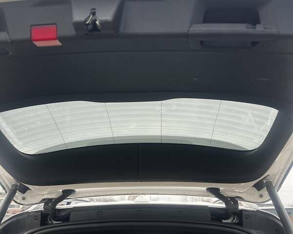 Белый Мерседес ГЛЕ-Класс, объемом двигателя 2.14 л и пробегом 194 тыс. км за 27000 $, фото 10 на Automoto.ua