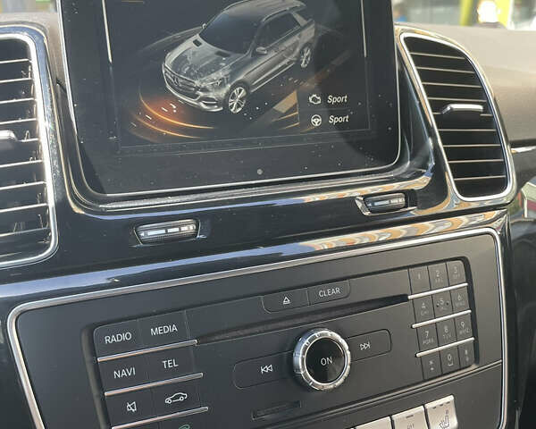 Белый Мерседес ГЛЕ-Класс, объемом двигателя 3.5 л и пробегом 100 тыс. км за 40500 $, фото 23 на Automoto.ua