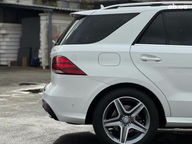 Белый Мерседес ГЛЕ-Класс, объемом двигателя 2.1 л и пробегом 101 тыс. км за 31990 $, фото 14 на Automoto.ua