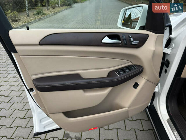 Белый Мерседес ГЛЕ-Класс, объемом двигателя 3 л и пробегом 59 тыс. км за 38500 $, фото 8 на Automoto.ua