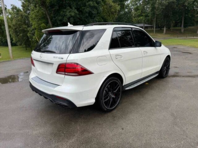 Білий Мерседес ГЛЕ-Клас, об'ємом двигуна 5.5 л та пробігом 73 тис. км за 18300 $, фото 5 на Automoto.ua