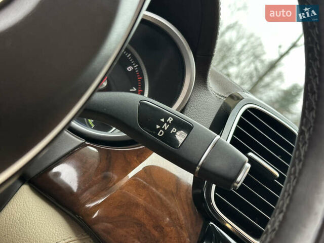 Белый Мерседес ГЛЕ-Класс, объемом двигателя 3 л и пробегом 198 тыс. км за 26500 $, фото 103 на Automoto.ua