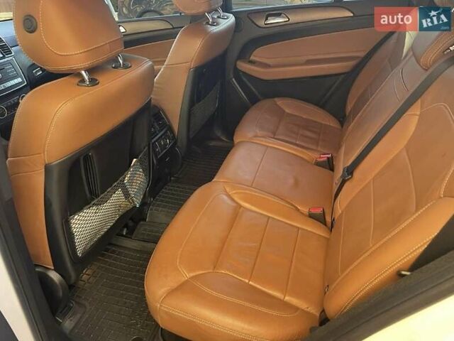 Мерседес ГЛЕ-Класс 2016 в Белой Церкве на Automoto.ua Белый Мерседес ГЛЕ-Класс, объемом двигателя 2.14 л и пробегом 198 тыс. км за 32999 $, фото 8 на Automoto.ua