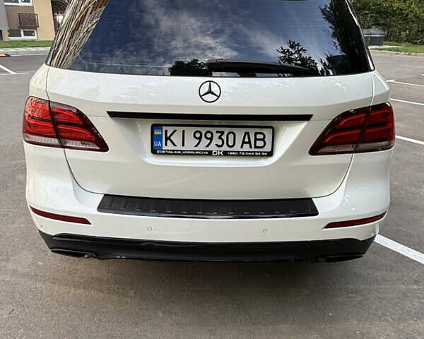 Белый Мерседес ГЛЕ-Класс, объемом двигателя 2.2 л и пробегом 143 тыс. км за 34000 $, фото 1 на Automoto.ua