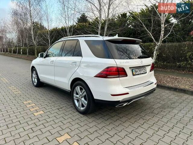 Белый Мерседес ГЛЕ-Класс, объемом двигателя 3 л и пробегом 59 тыс. км за 38300 $, фото 2 на Automoto.ua