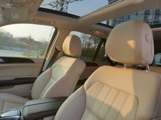 Белый Мерседес ГЛЕ-Класс, объемом двигателя 3.5 л и пробегом 108 тыс. км за 27499 $, фото 15 на Automoto.ua