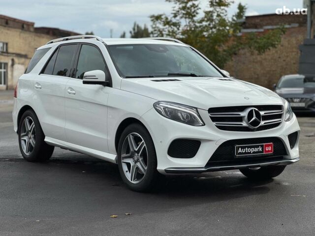 Белый Мерседес ГЛЕ-Класс, объемом двигателя 2.1 л и пробегом 101 тыс. км за 31990 $, фото 17 на Automoto.ua