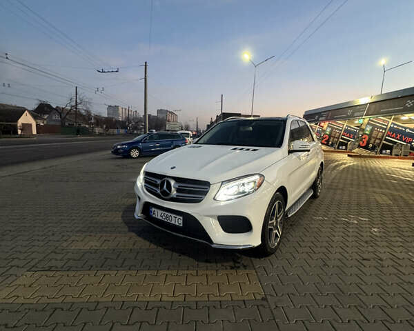 Белый Мерседес ГЛЕ-Класс, объемом двигателя 3 л и пробегом 160 тыс. км за 35500 $, фото 4 на Automoto.ua