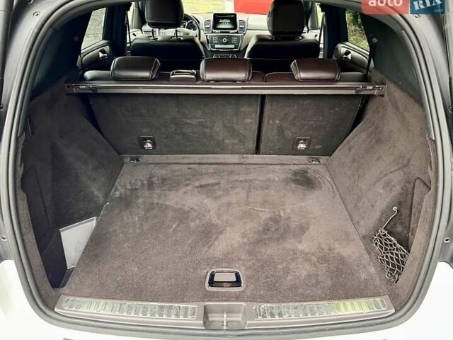 Белый Мерседес ГЛЕ-Класс, объемом двигателя 2.14 л и пробегом 101 тыс. км за 36777 $, фото 16 на Automoto.ua