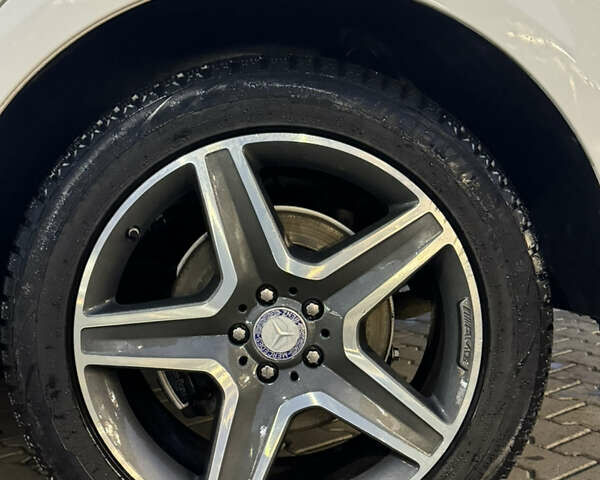 Белый Мерседес ГЛЕ-Класс, объемом двигателя 3 л и пробегом 160 тыс. км за 35500 $, фото 14 на Automoto.ua