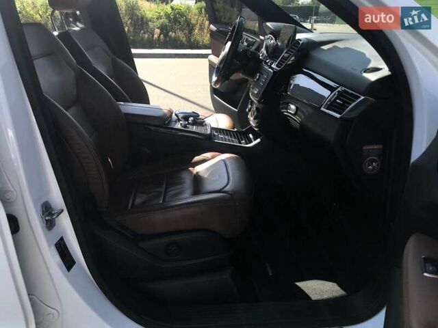 Белый Мерседес ГЛЕ-Класс, объемом двигателя 3 л и пробегом 188 тыс. км за 29500 $, фото 39 на Automoto.ua