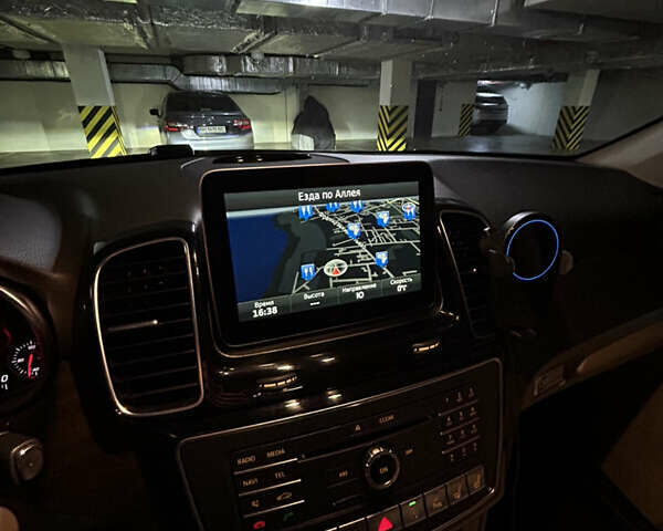 Мерседес ГЛЕ-Класс 2016 в Одессе на Automoto.ua Белый Мерседес ГЛЕ-Класс, объемом двигателя 3 л и пробегом 59 тыс. км за 38900 $, фото 7 на Automoto.ua