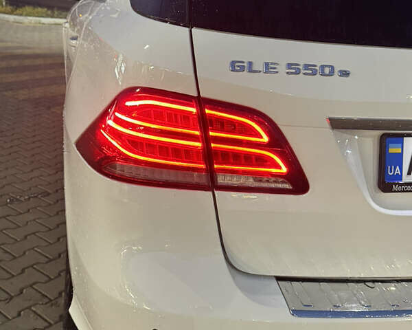 Белый Мерседес ГЛЕ-Класс, объемом двигателя 3 л и пробегом 160 тыс. км за 35500 $, фото 49 на Automoto.ua