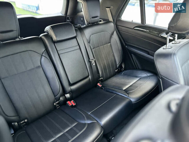 Білий Мерседес ГЛЕ-Клас, об'ємом двигуна 3.5 л та пробігом 237 тис. км за 22900 $, фото 68 на Automoto.ua