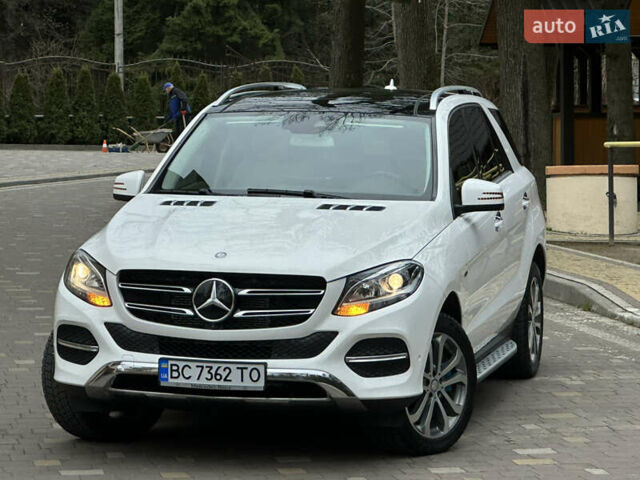 Белый Мерседес ГЛЕ-Класс, объемом двигателя 3 л и пробегом 198 тыс. км за 26500 $, фото 7 на Automoto.ua