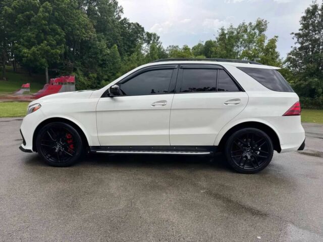 Білий Мерседес ГЛЕ-Клас, об'ємом двигуна 5.5 л та пробігом 73 тис. км за 18300 $, фото 2 на Automoto.ua