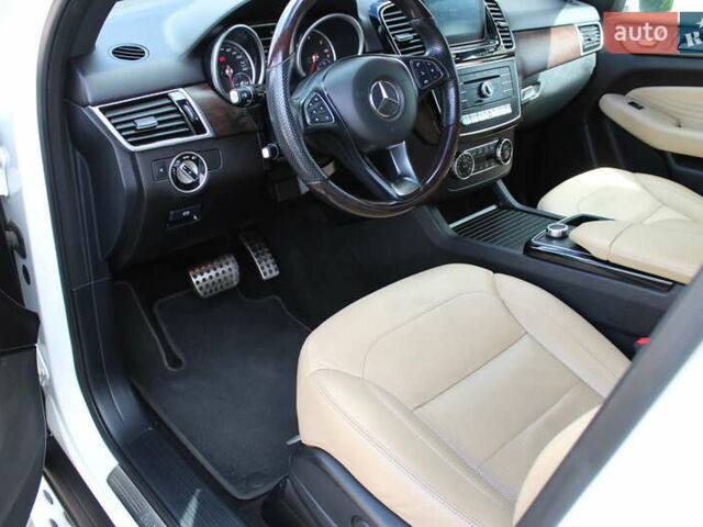 Белый Мерседес ГЛЕ-Класс, объемом двигателя 2.2 л и пробегом 123 тыс. км за 30900 $, фото 14 на Automoto.ua