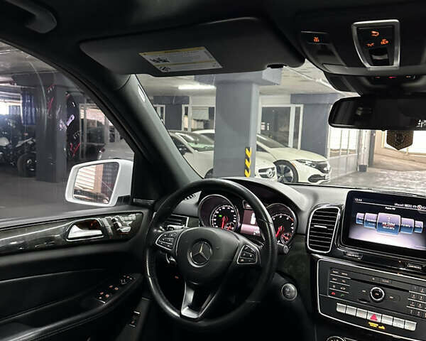 Мерседес ГЛЕ-Класс 2016 в Одессе на Automoto.ua Белый Мерседес ГЛЕ-Класс, объемом двигателя 3.5 л и пробегом 139 тыс. км за 26500 $, фото 14 на Automoto.ua