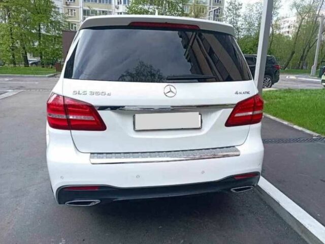 Белый Мерседес ГЛЕ-Класс, объемом двигателя 3 л и пробегом 163 тыс. км за 32000 $, фото 1 на Automoto.ua