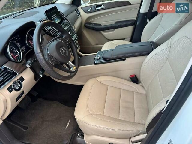 Белый Мерседес ГЛЕ-Класс, объемом двигателя 3 л и пробегом 59 тыс. км за 38300 $, фото 8 на Automoto.ua