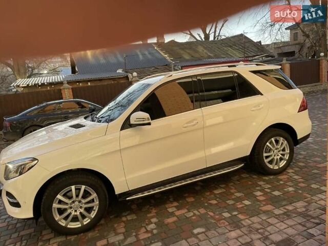 Мерседес ГЛЕ-Класс 2016 в Белой Церкве на Automoto.ua Белый Мерседес ГЛЕ-Класс, объемом двигателя 2.14 л и пробегом 198 тыс. км за 32999 $, фото 2 на Automoto.ua