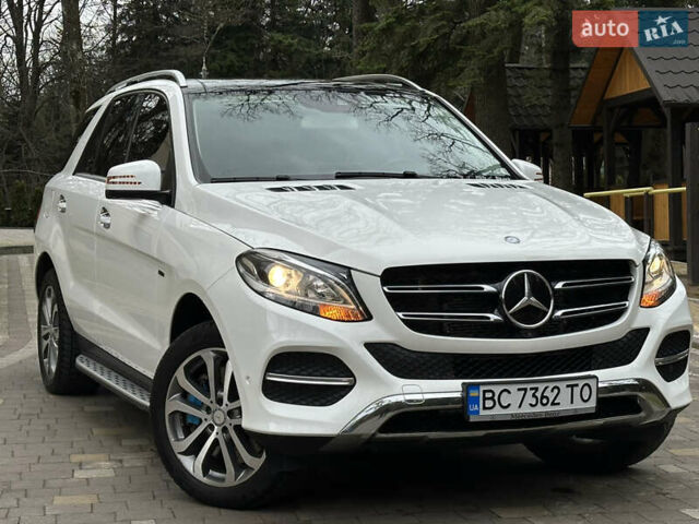 Белый Мерседес ГЛЕ-Класс, объемом двигателя 3 л и пробегом 198 тыс. км за 26500 $, фото 48 на Automoto.ua