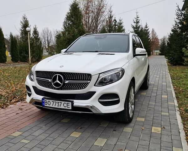 Белый Мерседес ГЛЕ-Класс, объемом двигателя 2.14 л и пробегом 187 тыс. км за 33333 $, фото 85 на Automoto.ua