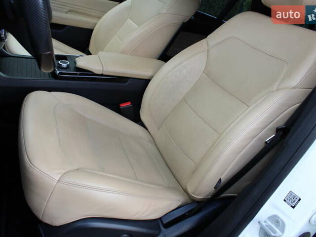 Белый Мерседес ГЛЕ-Класс, объемом двигателя 2.2 л и пробегом 123 тыс. км за 30900 $, фото 15 на Automoto.ua