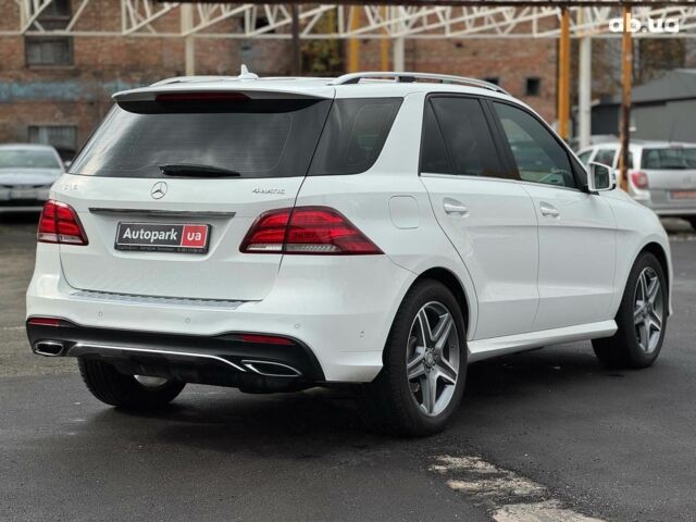 Белый Мерседес ГЛЕ-Класс, объемом двигателя 2.1 л и пробегом 101 тыс. км за 31990 $, фото 12 на Automoto.ua