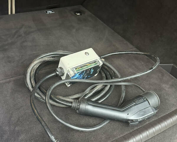 Белый Мерседес ГЛЕ-Класс, объемом двигателя 3 л и пробегом 160 тыс. км за 35500 $, фото 42 на Automoto.ua