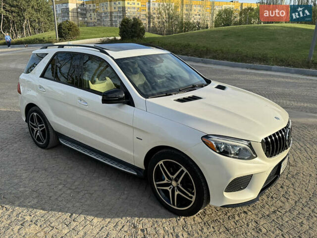 Белый Мерседес ГЛЕ-Класс, объемом двигателя 3 л и пробегом 225 тыс. км за 31000 $, фото 7 на Automoto.ua