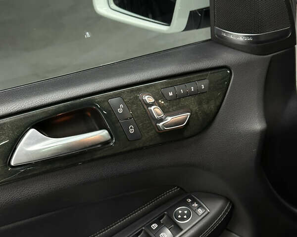 Мерседес ГЛЕ-Класс 2016 в Одессе на Automoto.ua Белый Мерседес ГЛЕ-Класс, объемом двигателя 3.5 л и пробегом 139 тыс. км за 26500 $, фото 19 на Automoto.ua