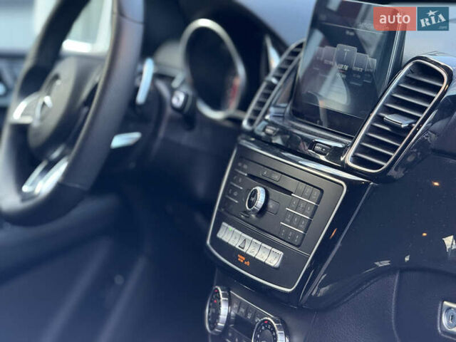 Белый Мерседес ГЛЕ-Класс, объемом двигателя 2.14 л и пробегом 250 тыс. км за 27800 $, фото 27 на Automoto.ua