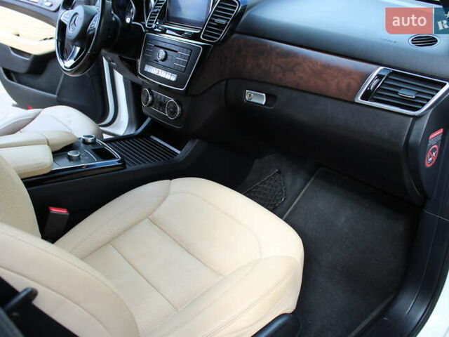 Белый Мерседес ГЛЕ-Класс, объемом двигателя 2.2 л и пробегом 123 тыс. км за 30900 $, фото 20 на Automoto.ua