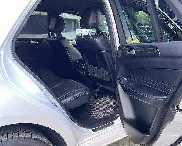 Мерседес ГЛЕ-Клас 2017 у Івано-Франківську на Automoto.ua Білий Мерседес ГЛЕ-Клас, об'ємом двигуна 2.14 л та пробігом 200 тис. км за 34800 $, фото 14 на Automoto.ua