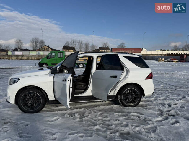 Білий Мерседес ГЛЕ-Клас, об'ємом двигуна 3 л та пробігом 48 тис. км за 46000 $, фото 32 на Automoto.ua