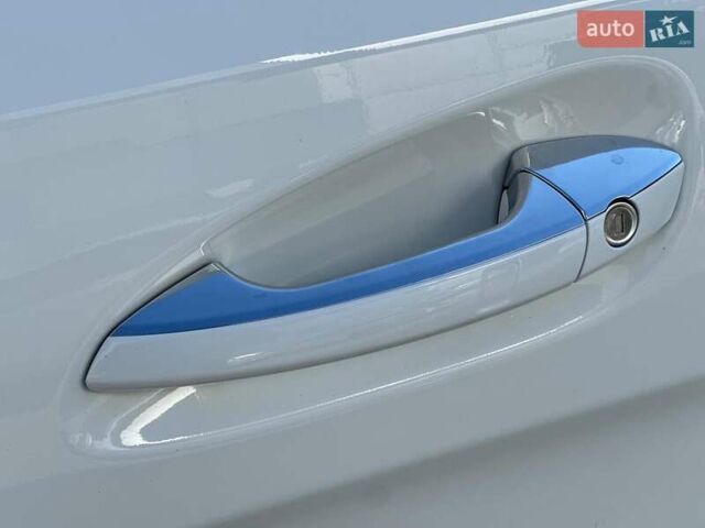 Белый Мерседес ГЛЕ-Класс, объемом двигателя 3 л и пробегом 196 тыс. км за 36940 $, фото 14 на Automoto.ua