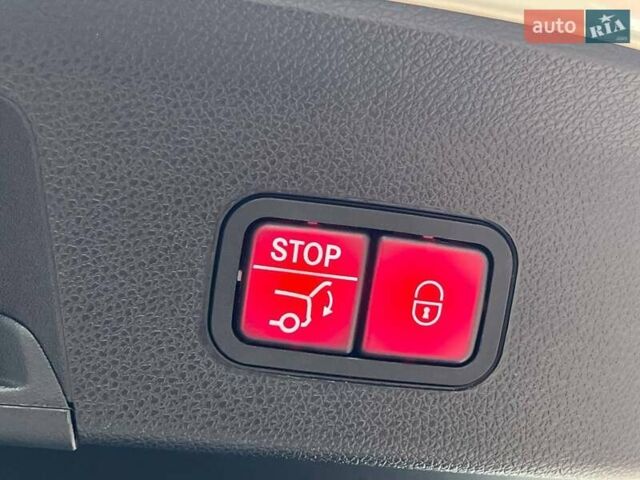 Мерседес ГЛЕ-Класс 2017 в Киеве на Automoto.ua Белый Мерседес ГЛЕ-Класс, объемом двигателя 3 л и пробегом 104 тыс. км за 52000 $, фото 29 на Automoto.ua