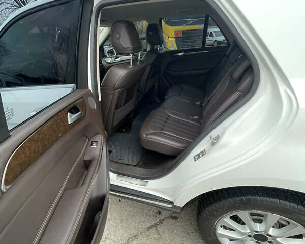 Белый Мерседес ГЛЕ-Класс, объемом двигателя 2.2 л и пробегом 285 тыс. км за 24500 $, фото 9 на Automoto.ua