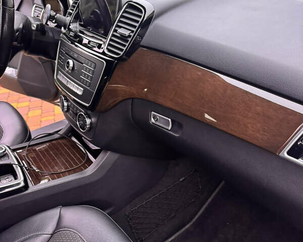 Белый Мерседес ГЛЕ-Класс, объемом двигателя 2.1 л и пробегом 164 тыс. км за 31500 $, фото 14 на Automoto.ua