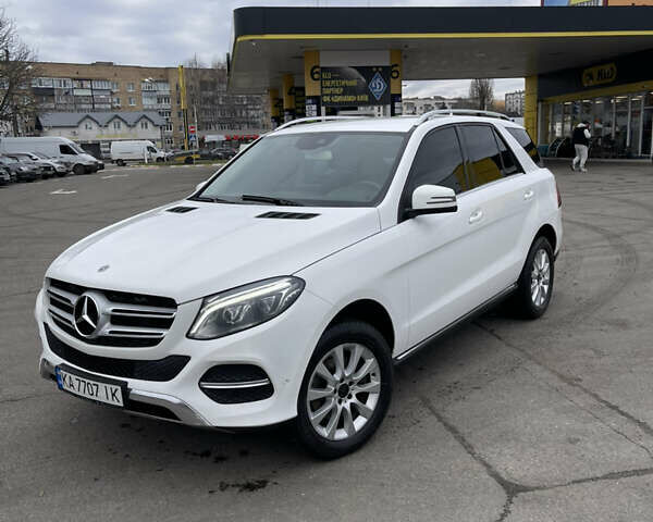 Белый Мерседес ГЛЕ-Класс, объемом двигателя 2.2 л и пробегом 285 тыс. км за 24500 $, фото 3 на Automoto.ua