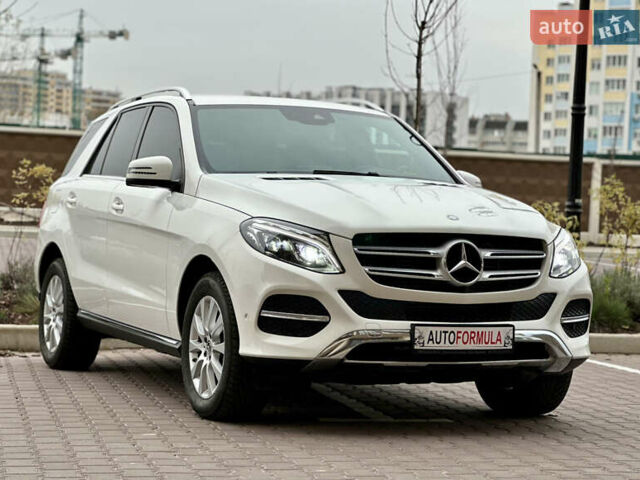 Білий Мерседес ГЛЕ-Клас, об'ємом двигуна 2.14 л та пробігом 90 тис. км за 34990 $, фото 7 на Automoto.ua