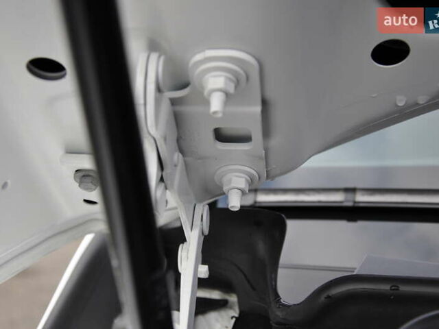 Белый Мерседес ГЛЕ-Класс, объемом двигателя 3 л и пробегом 25 тыс. км за 51500 $, фото 51 на Automoto.ua